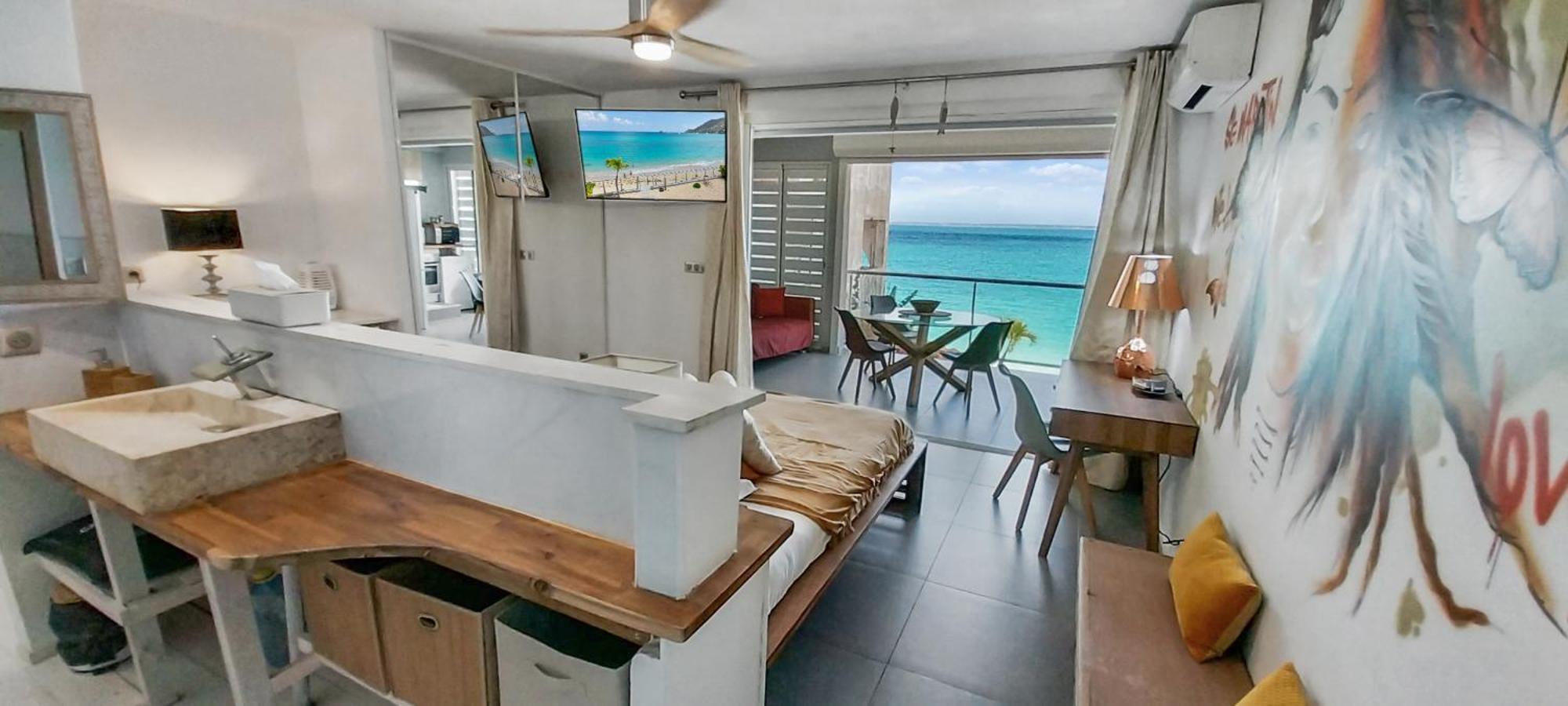 Official Page "Residence Bleu Marine" - Sea View Apartments & Studios - Saint-Martin French Side แกรนด์เคส ภายนอก รูปภาพ