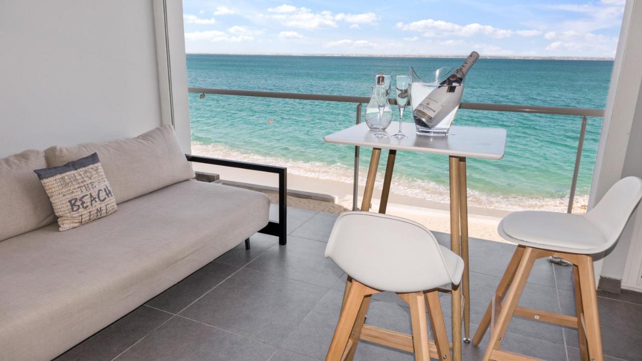 Official Page "Residence Bleu Marine" - Sea View Apartments & Studios - Saint-Martin French Side แกรนด์เคส ภายนอก รูปภาพ